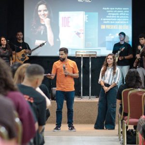 Luana Mayara lançou terceiro livro com foco em evangelismo