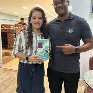 Luana Mayara lançou terceiro livro com foco em evangelismo