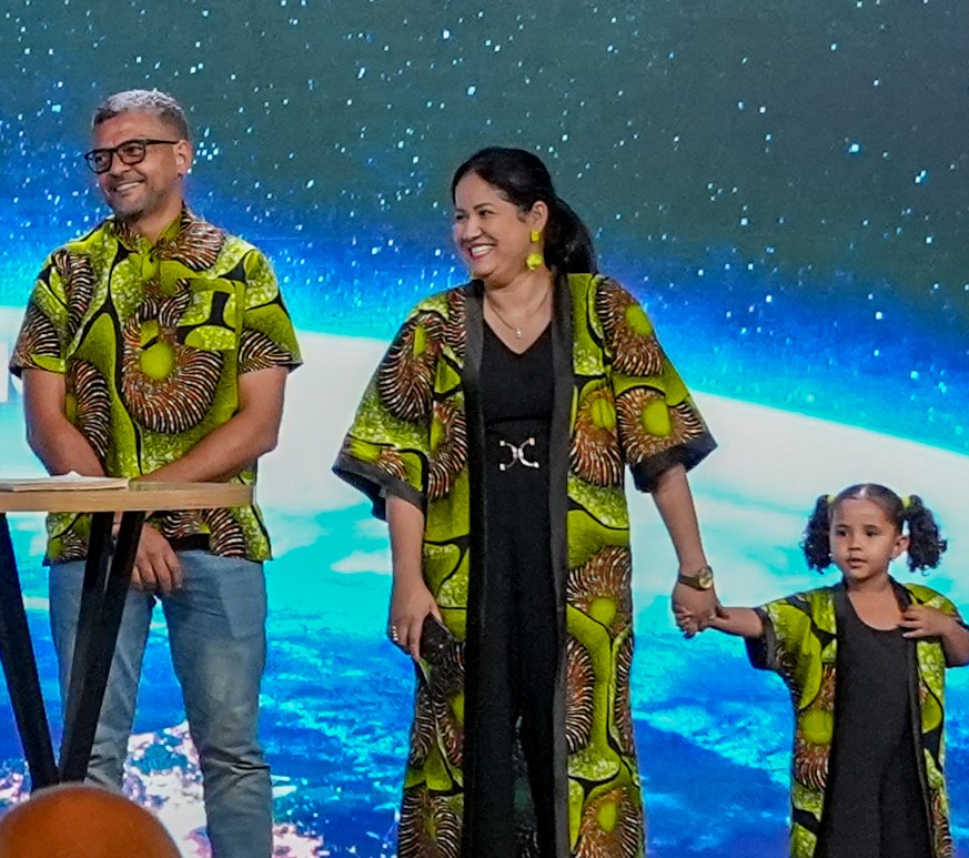 Katy e Ricardo Ramalho com a filha do casal