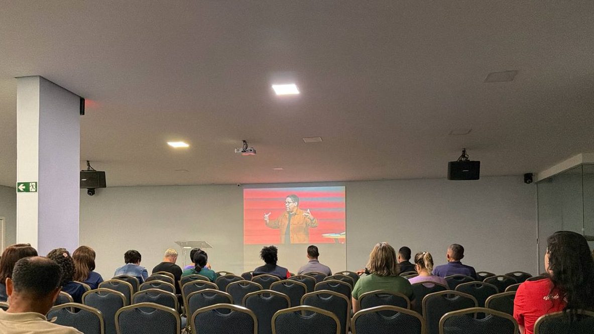 TODA TERÇA a família Verbo da Vida se conecta no Ministério
