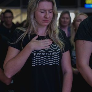 Histórias de restauração emocionaram durante batismo em RS