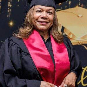 Escola Bíblica em Orlando graduou 49 novos alunos