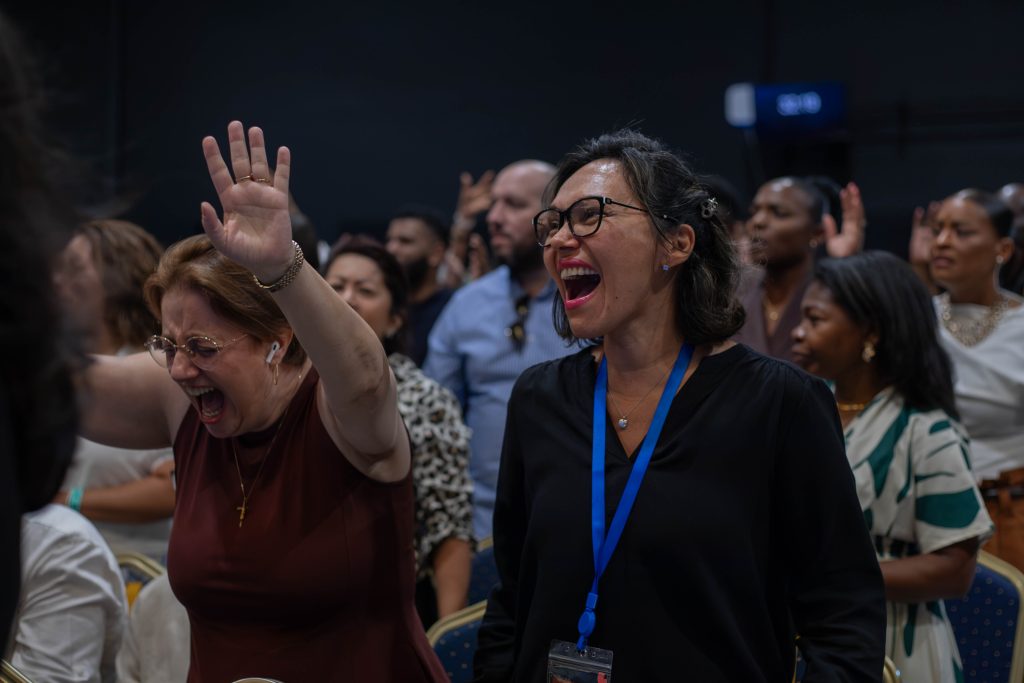 Estourou no pé! A alegria deu o ritmo e contagiou ministros