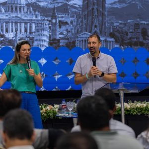 Estourou no pé! A alegria deu o ritmo e contagiou ministros