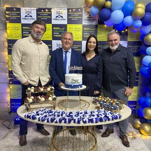 Aniversário de 8 anos foi marcado por testemunhos de milagres