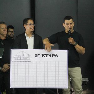 Aniversário de 8 anos foi marcado por testemunhos de milagres