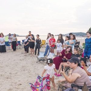 Batismo e luau foram celebrados com alegria no Japão