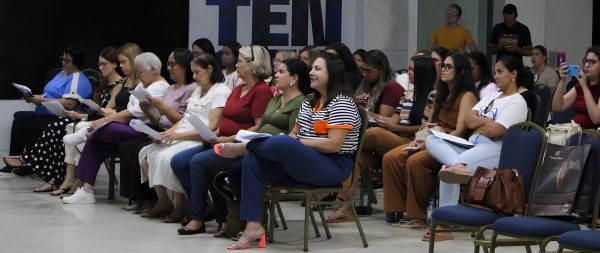 Curso de IA capacitou mulheres para o dia a dia