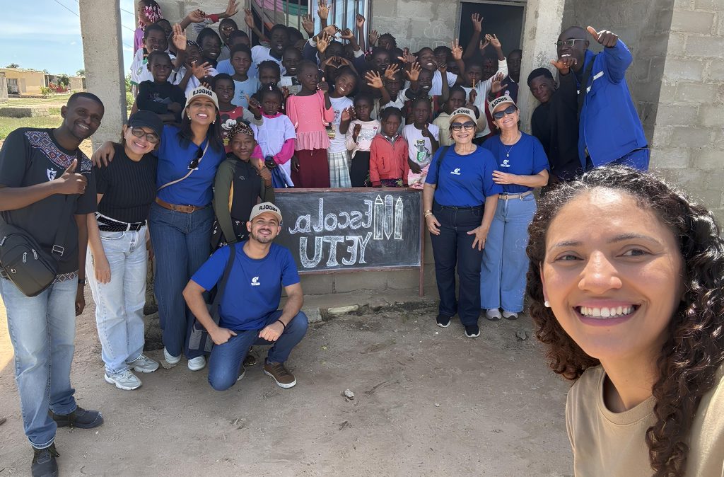 Kalline e Samuel Moraes em Lubango, Angola (
