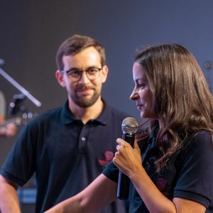 Missionários Reuel e Camila Santos