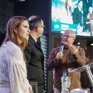 “Não sinto mais dor”: testemunhos marcaram culto no Sul
