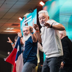 Festa da fé termina com ministros fluindo no Espírito