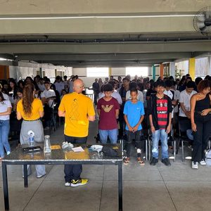 Projetos levam esperança a estudantes no Setembro Amarelo