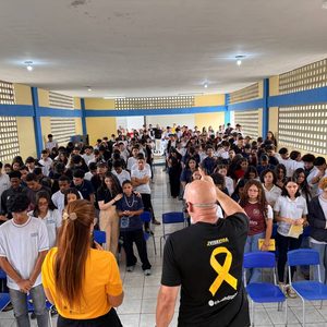 Projetos levam esperança a estudantes no Setembro Amarelo