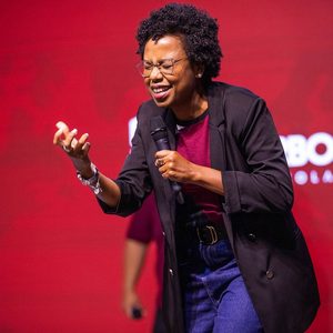 Da Comunicação ao campo: missionária serve em Portugal