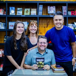 Fé e superação inspiraram novo livro de Anderson Laignier