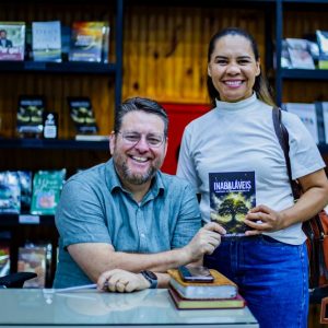 Fé e superação inspiraram novo livro de Anderson Laignier
