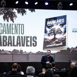 Fé e superação inspiraram novo livro de Anderson Laignier