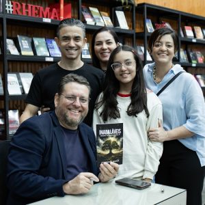 Fé e superação inspiraram novo livro de Anderson Laignier