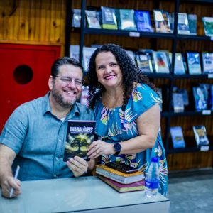 Fé e superação inspiraram novo livro de Anderson Laignier