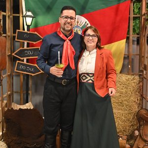 Entre pilchas e fé, igreja gaúcha comemorou 9 anos

