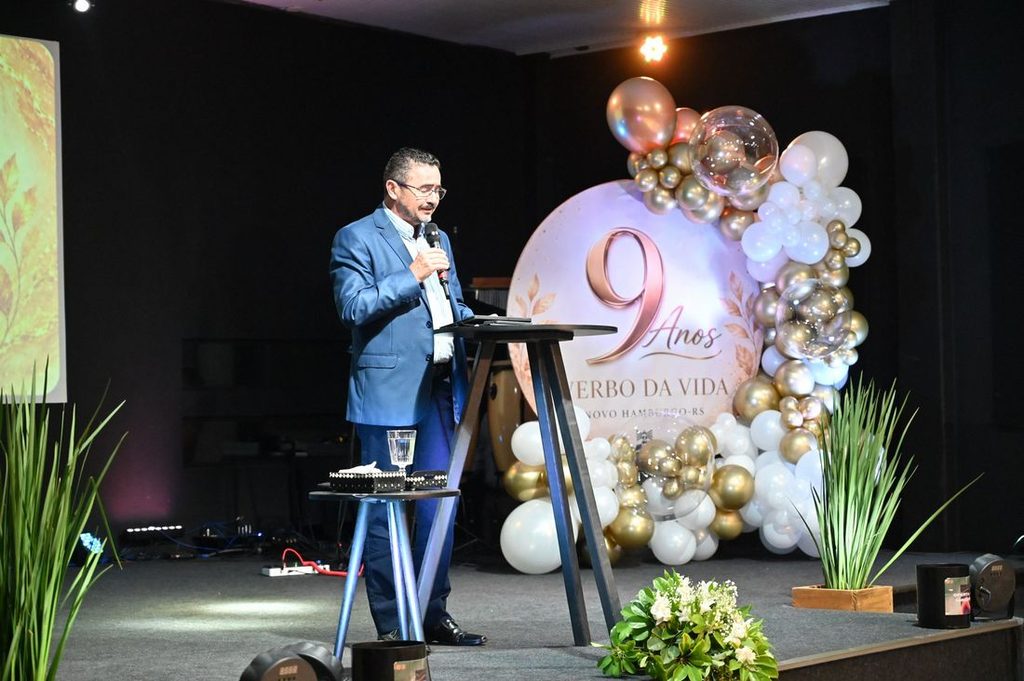 Entre pilchas e fé, igreja gaúcha comemorou 9 anos