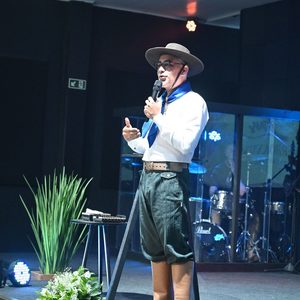 Entre pilchas e fé, igreja gaúcha comemorou 9 anos

