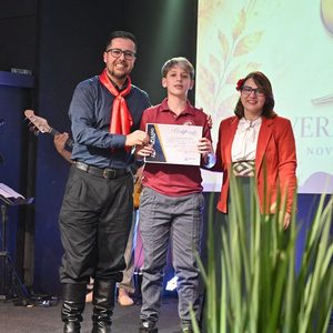 Entre pilchas e fé, igreja gaúcha comemorou 9 anos

