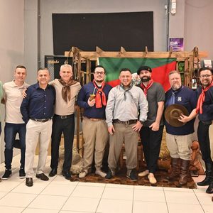 Entre pilchas e fé, igreja gaúcha comemorou 9 anos

