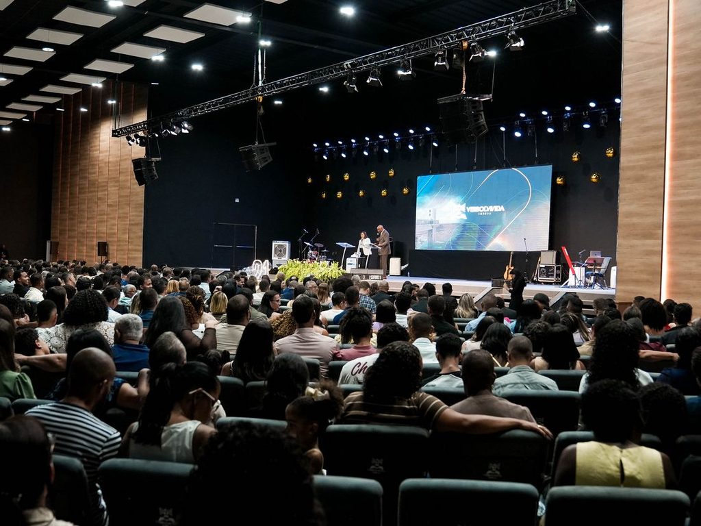 Verbo da Vida em Salvador (BA) inaugurou novo templo