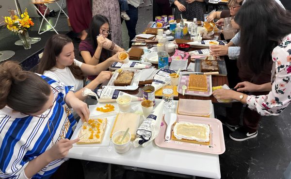 Culto de Mulheres em Okazaki, Japão19