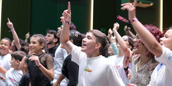 Jovens vivenciaram dias de fé no Revolution 2026